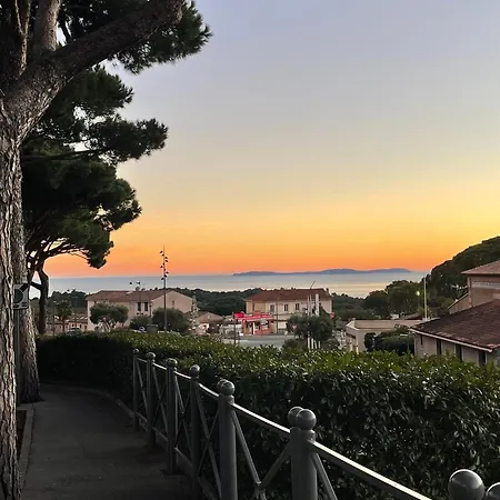 Bruno, Vue Mer, Avec Piscine, Golfe De Saint Tropez * לה קרואה-ואלמר