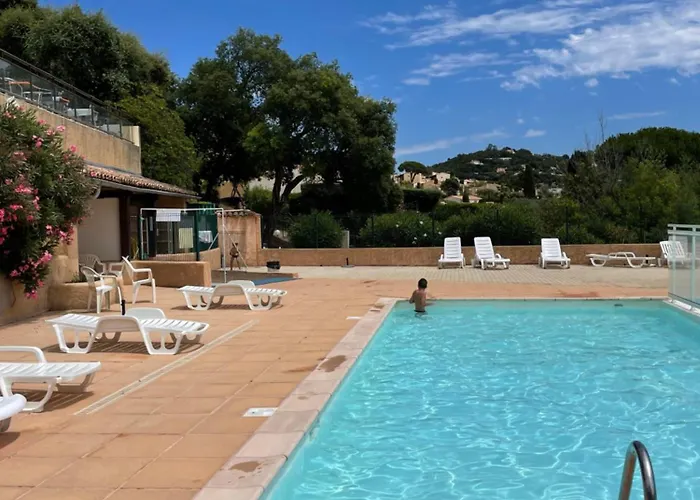 Bruno, Vue Mer, Avec Piscine, Golfe De Saint Tropez Apartment